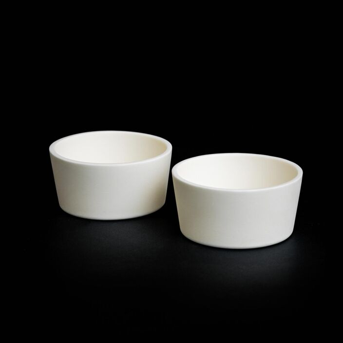Tapered wall ZTA crucible - 133e